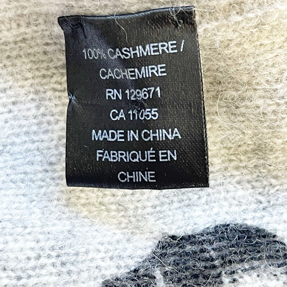 Skull Cashmere women’s gray and black skeleton 100% cashmere infinity scarf - Picture 5 of 7
